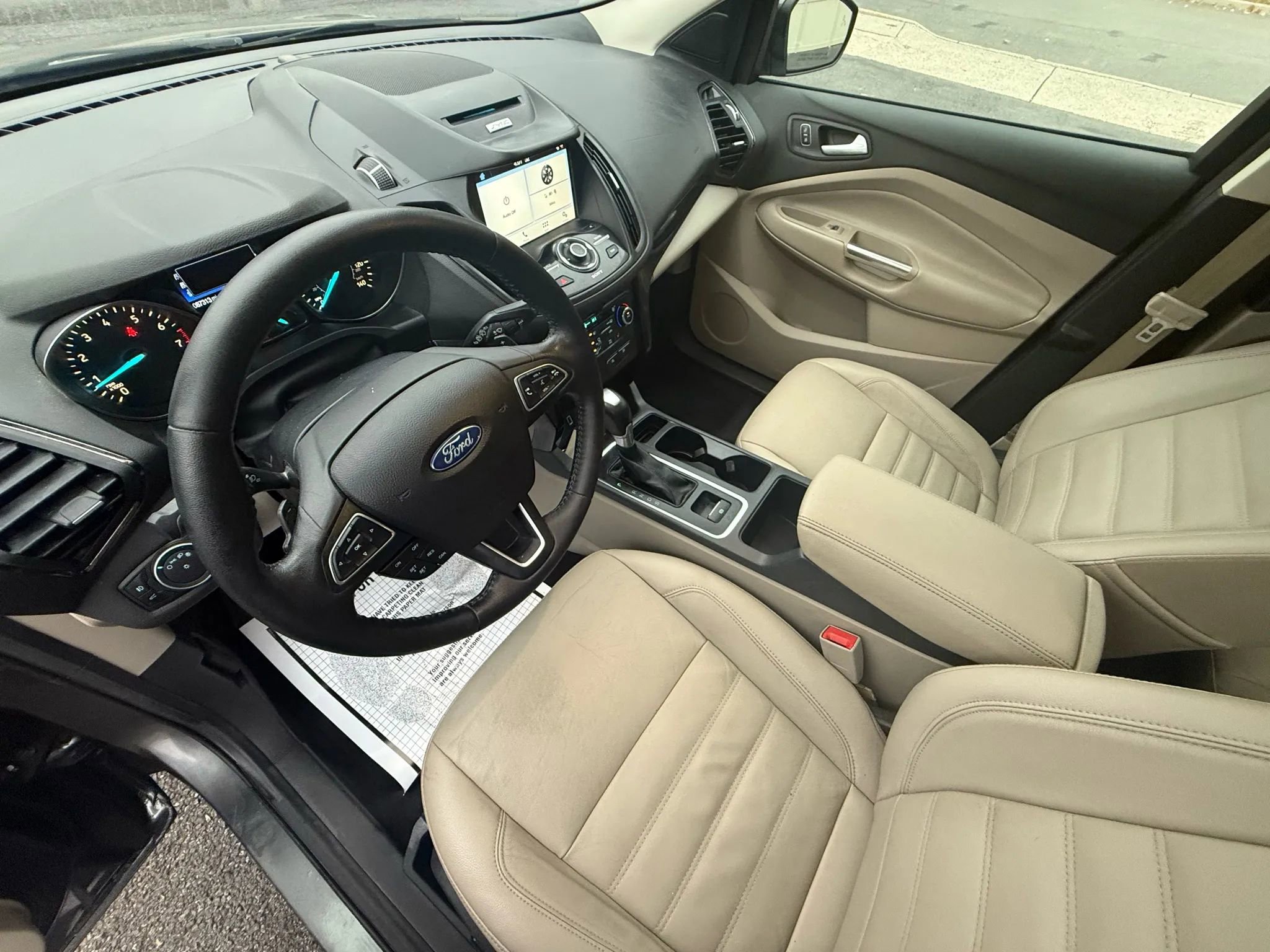 Used 2017 Ford Escape Titanium image 17