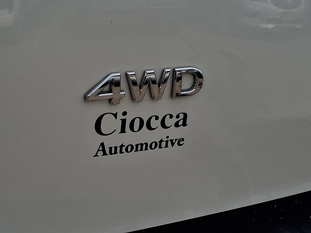 Used 2024 INFINITI QX80 Sensory AWD/4WD image 33