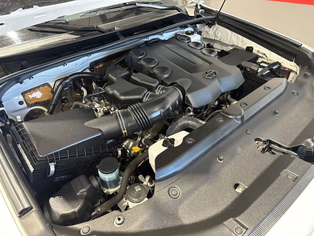 Used 2019 Toyota 4Runner TRD Off-Road AWD/4WD image 82