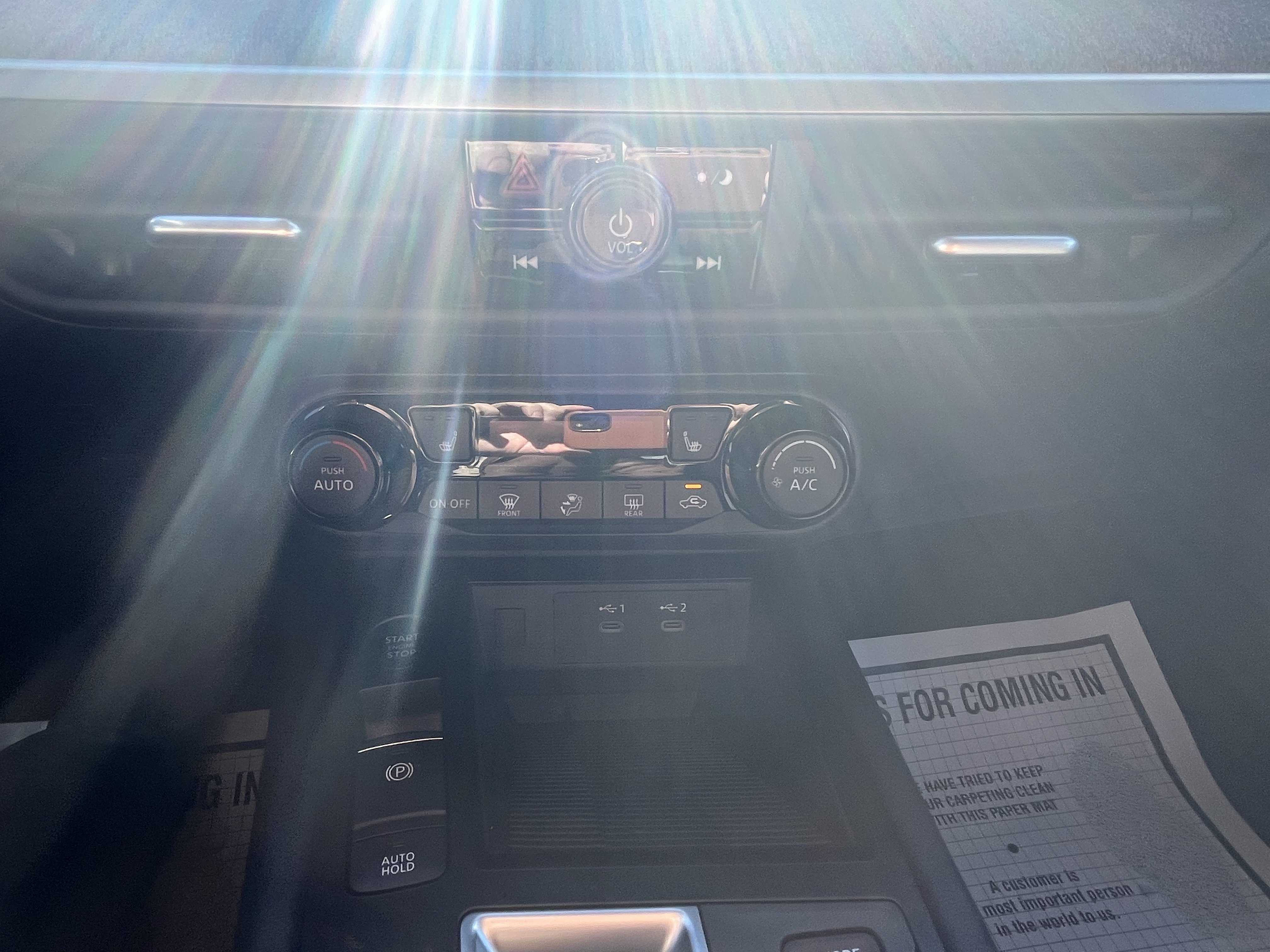 New 2027 Nissan Kicks SV AWD/4WD image 24