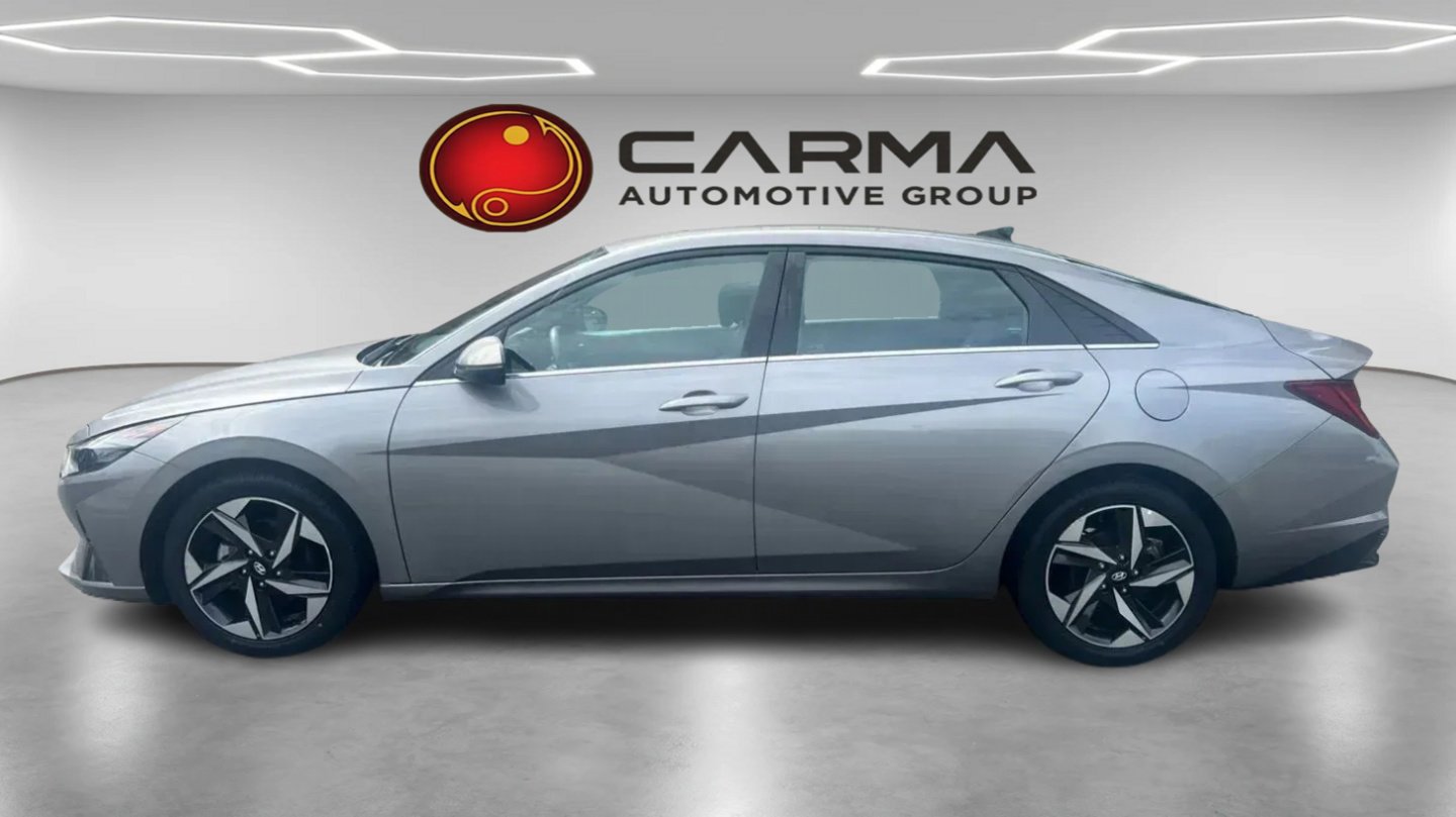 Used 2021 Hyundai Elantra SEL w/ Convenience + Premium Package FWD image 2