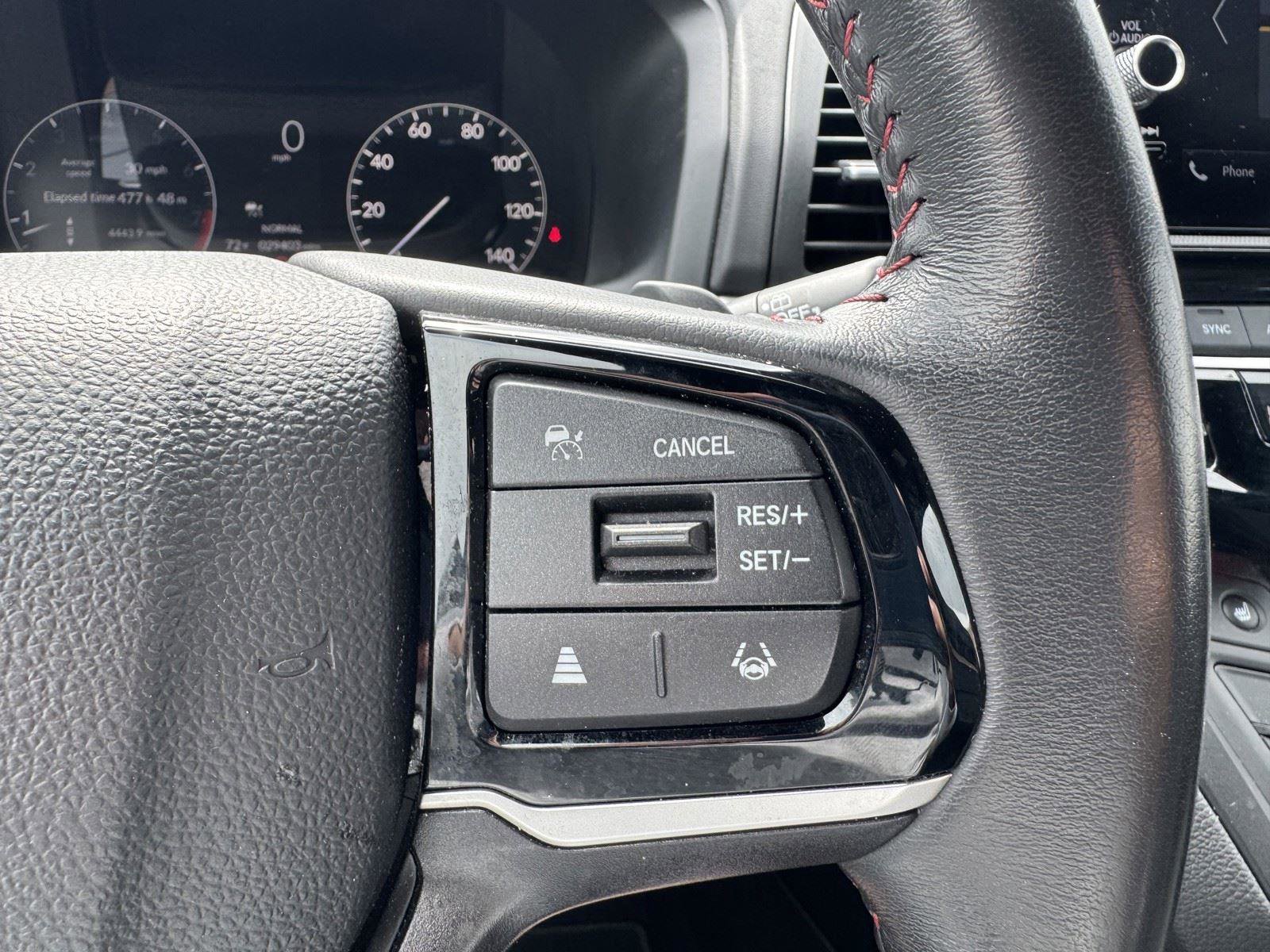 Used 2025 Honda Odyssey Sport-L image 17