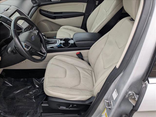Used 2018 Ford Edge Titanium image 20