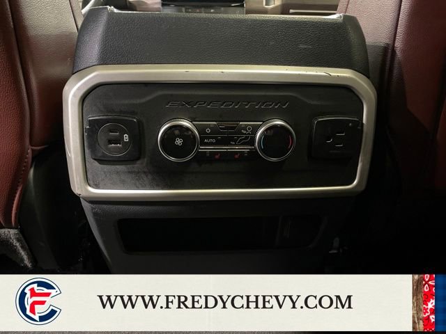 Used 2023 Ford Expedition Limited image 39