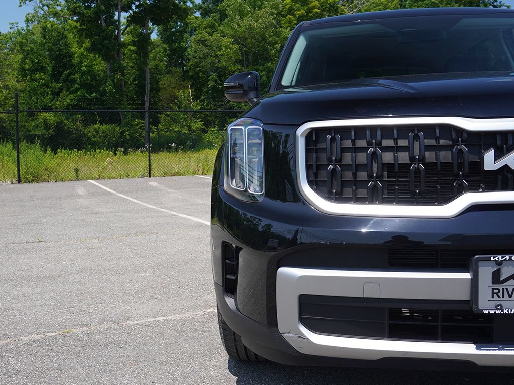 Used 2023 Kia Telluride LX AWD/4WD image 9