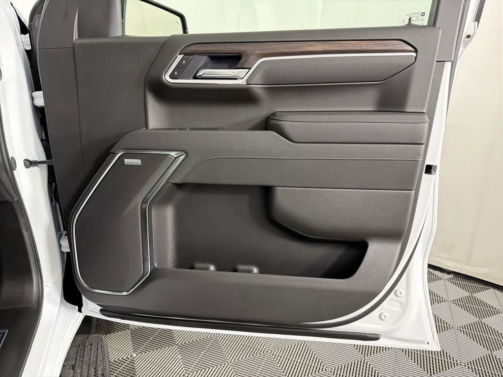 New 2026 GMC Sierra 1500 SLT w/ SLT Premium Plus Package image 12
