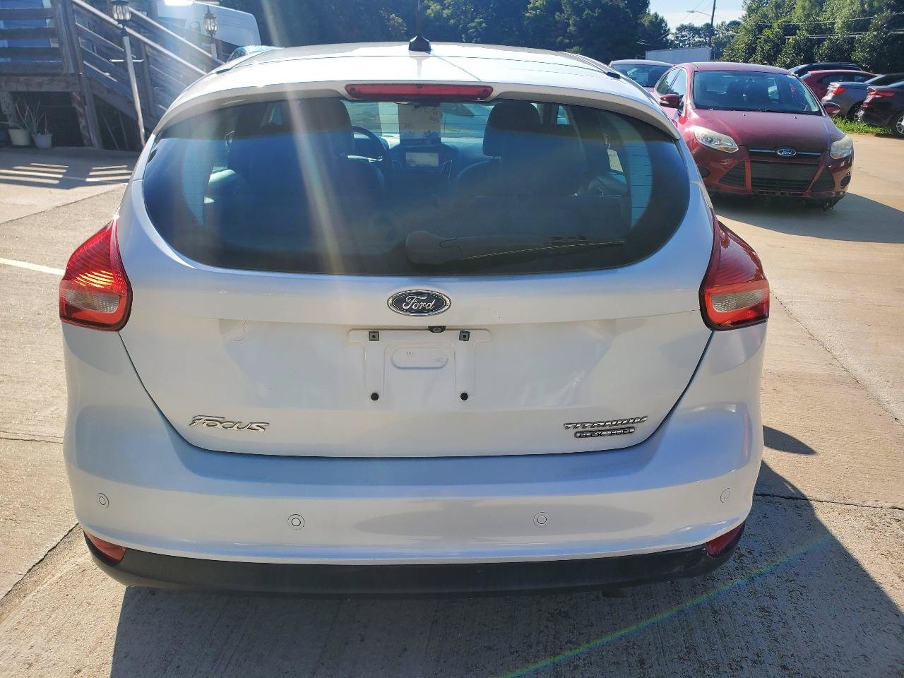Used 2015 Ford Focus Titanium FWD image 10