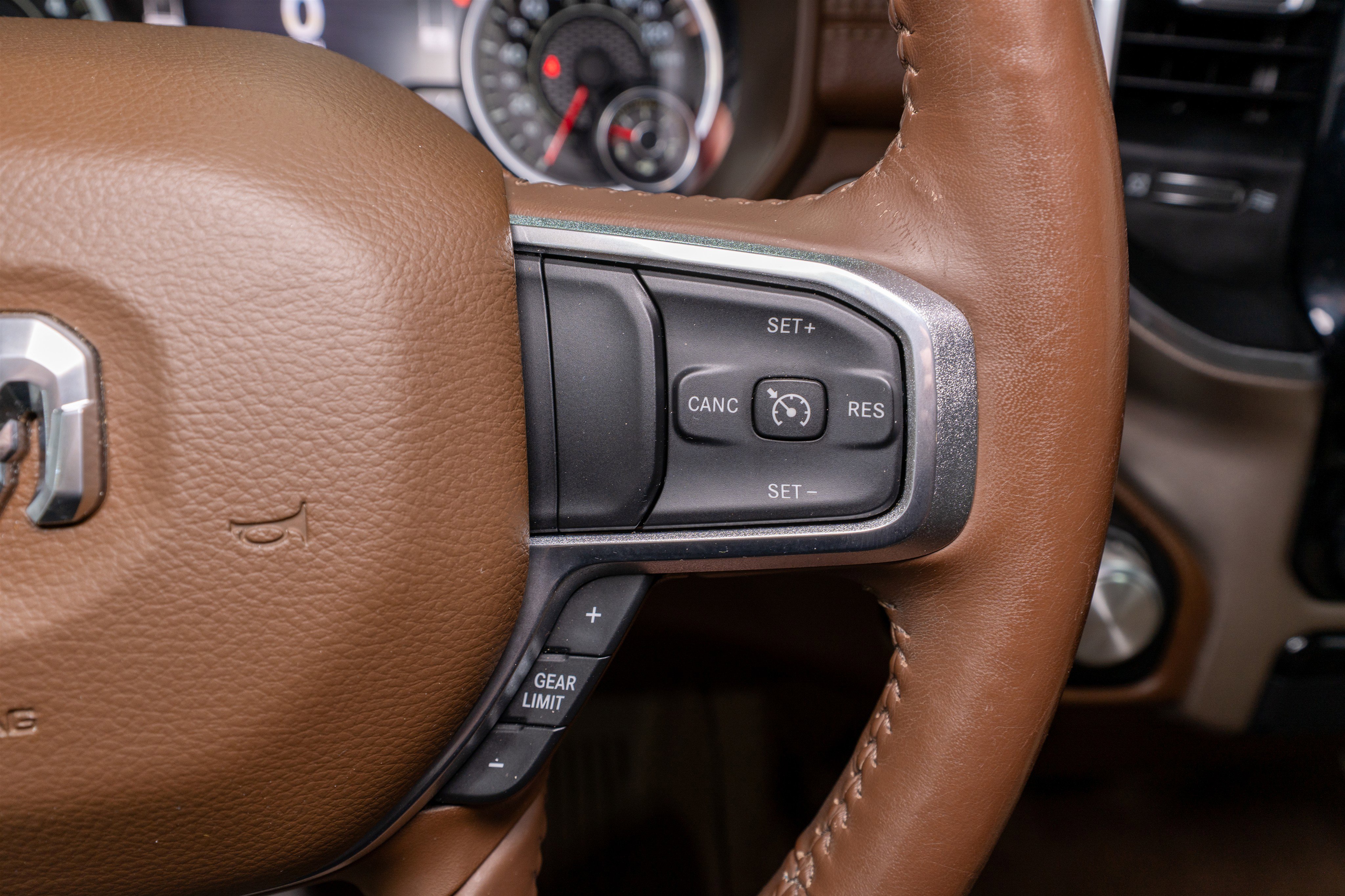 Used 2020 RAM 1500 Laramie image 29