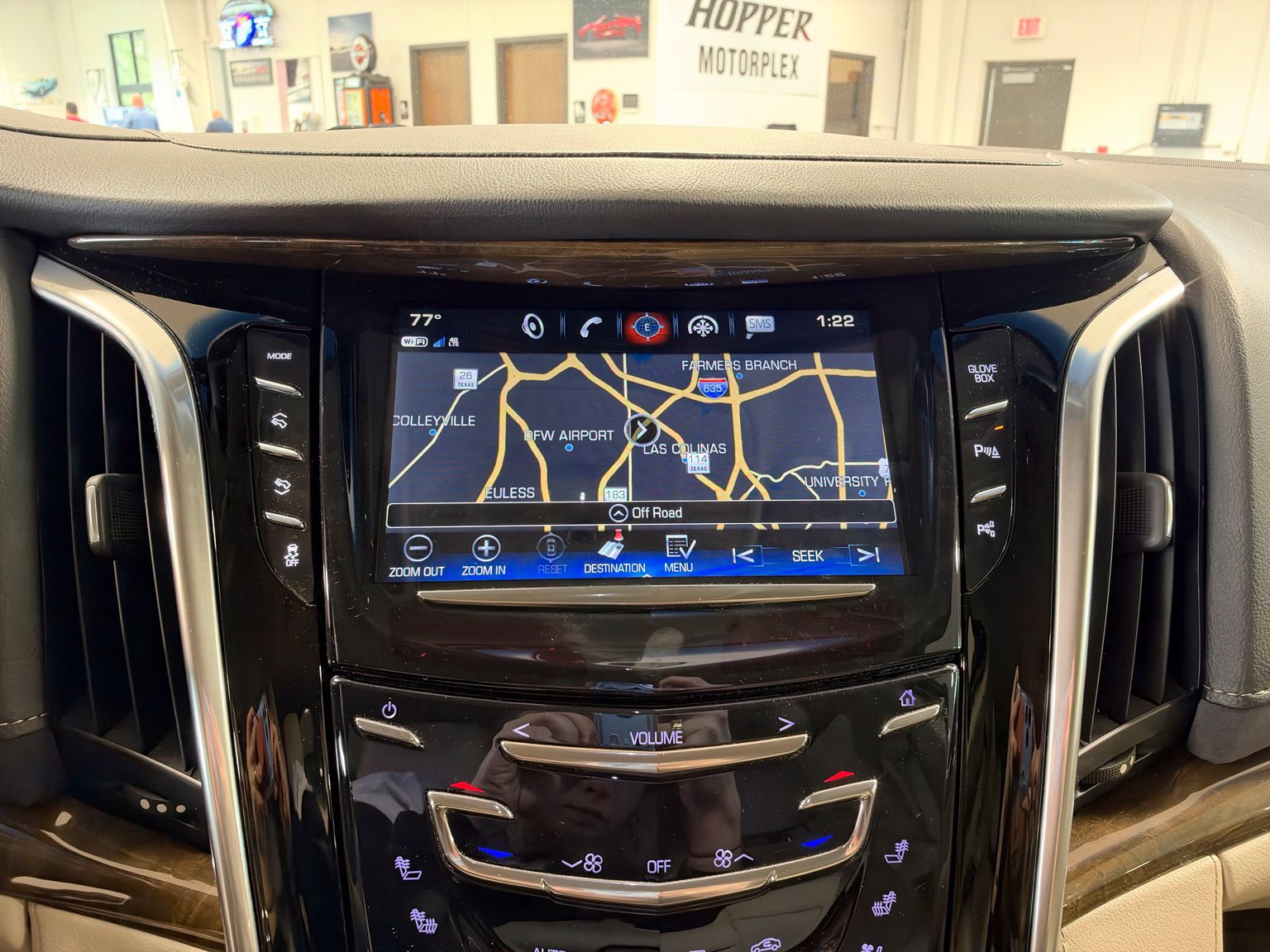 Used 2019 Cadillac Escalade 2WD image 24