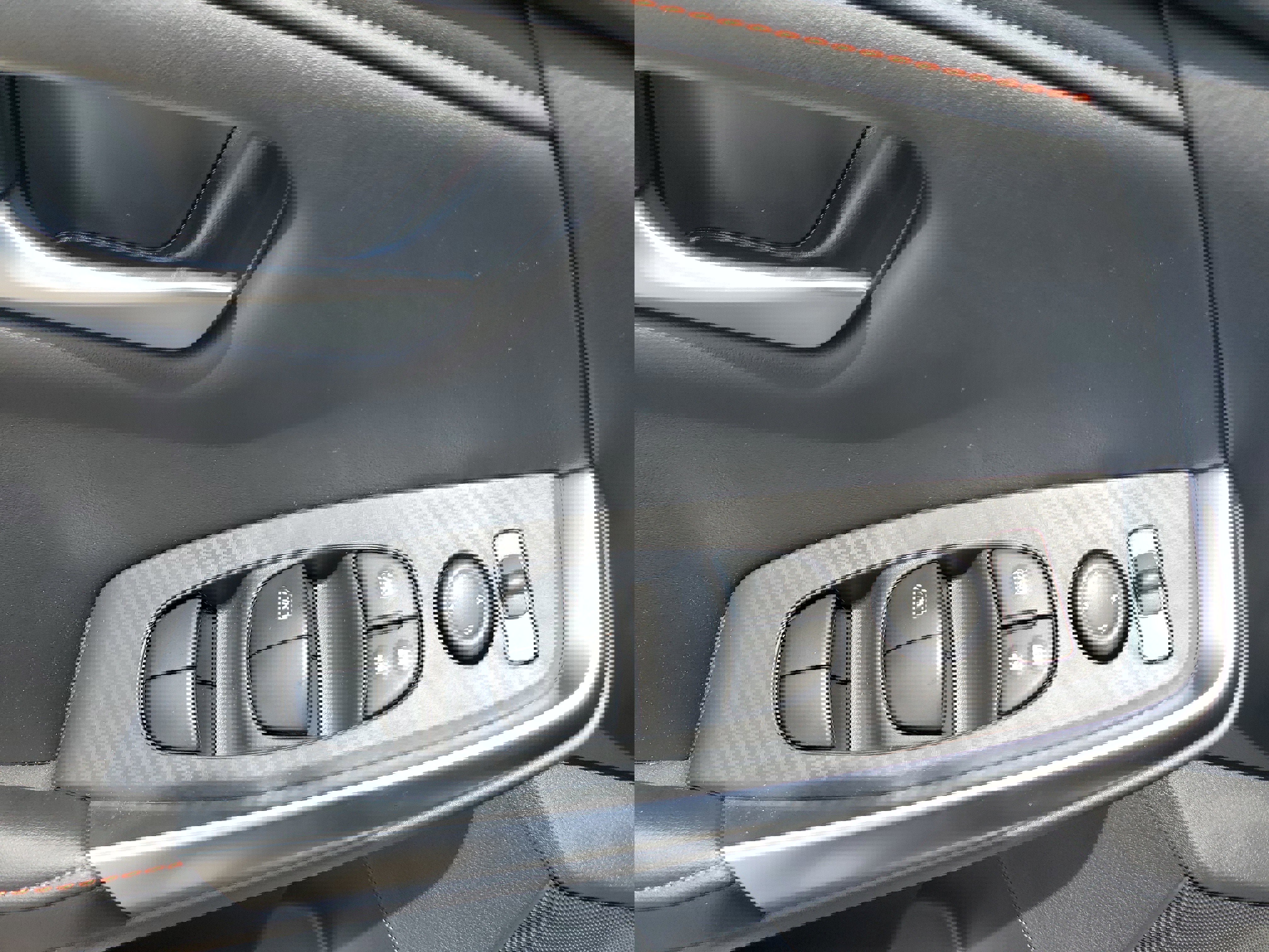 New 2025 Nissan Sentra SR w/ SR Premium Package image 19