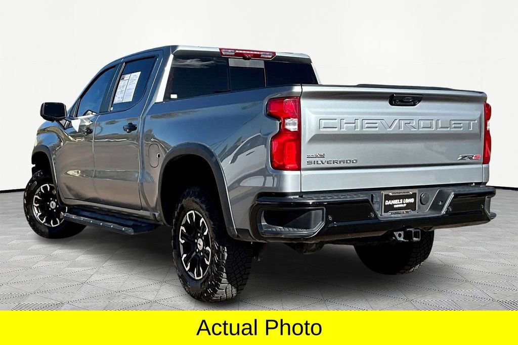 Used 2024 Chevrolet Silverado 1500 ZR2 w/ Technology Package image 12