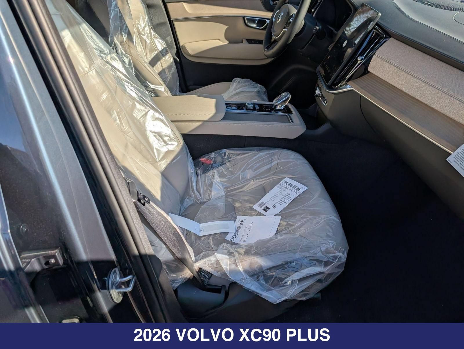 New 2026 Volvo XC90 B6 Plus w/ Protection Package Premier AWD/4WD image 23