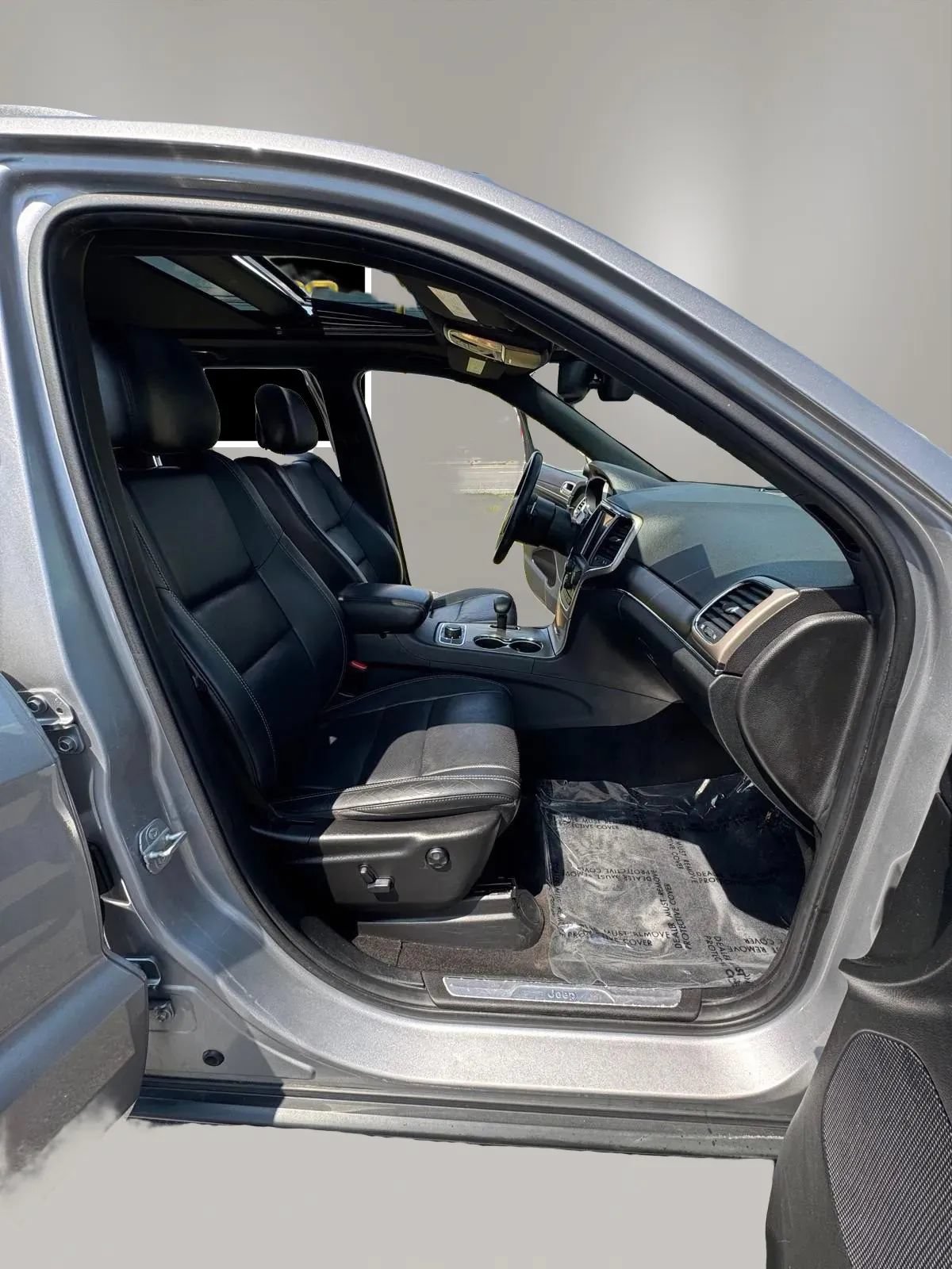 Used 2014 Jeep Grand Cherokee Limited w/ Luxury Group II AWD/4WD image 13