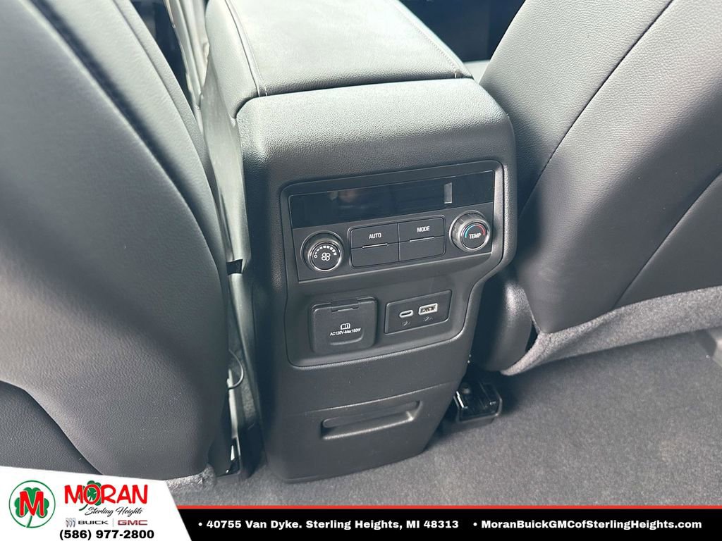 Certified 2023 GMC Acadia SLT w/ Elevation Edition AWD/4WD image 14
