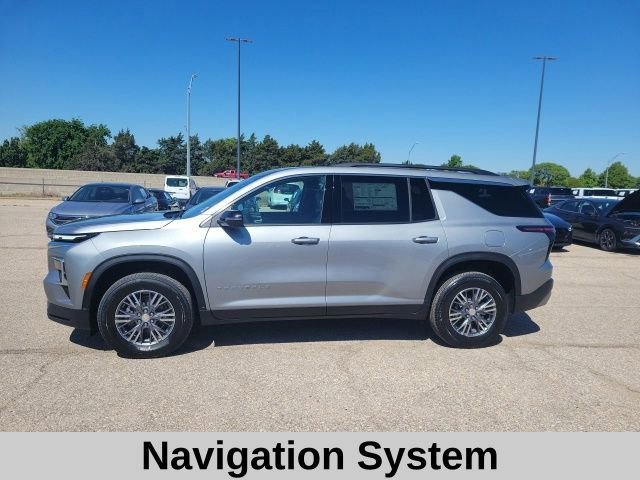New 2026 Chevrolet Traverse LT w/ Driver Confidence Package FWD image 3