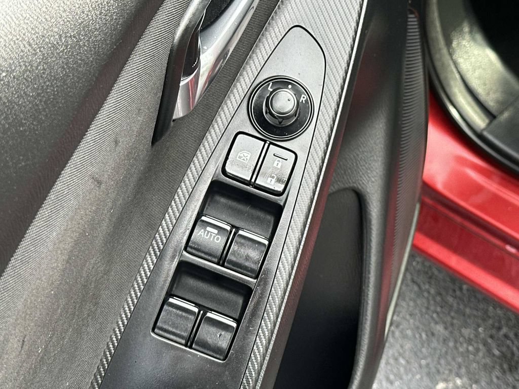 Used 2018 Toyota Yaris iA FWD image 25