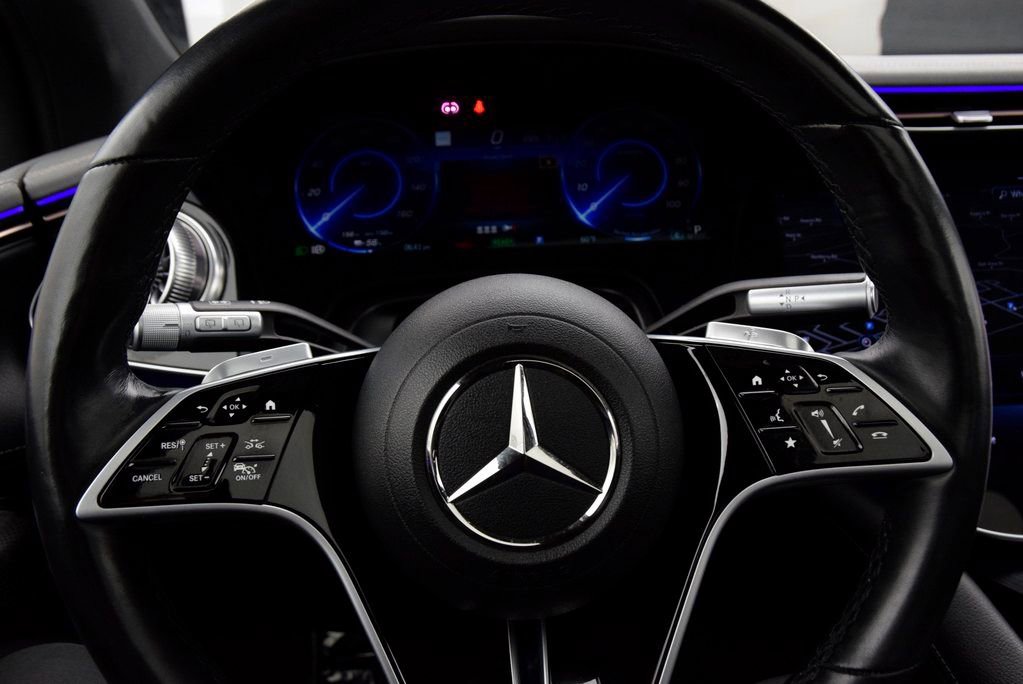 Certified 2023 Mercedes-Benz EQS 580 4MATIC SUV image 23
