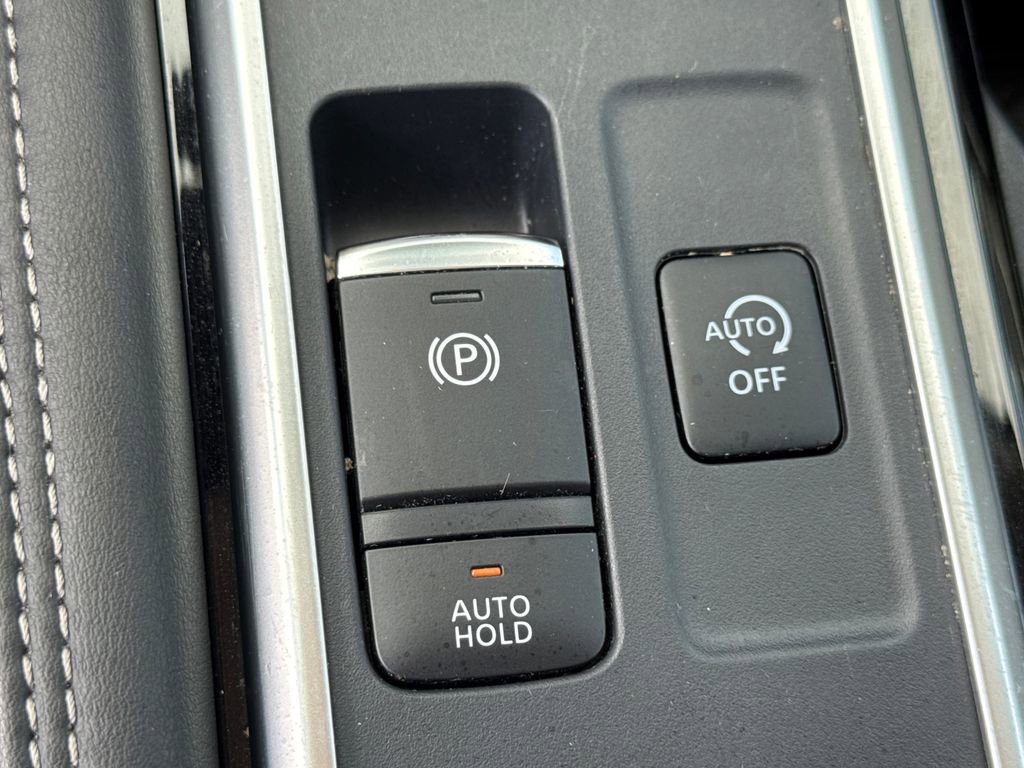 Used 2025 Nissan Pathfinder Platinum w/ Cargo Package AWD/4WD image 51