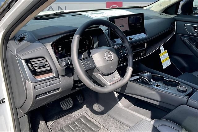 New 2026 Nissan Rogue Platinum w/ Platinum Premium Package AWD/4WD image 6