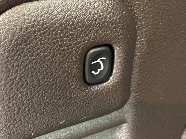 Used 2018 Jeep Grand Cherokee Summit image 17