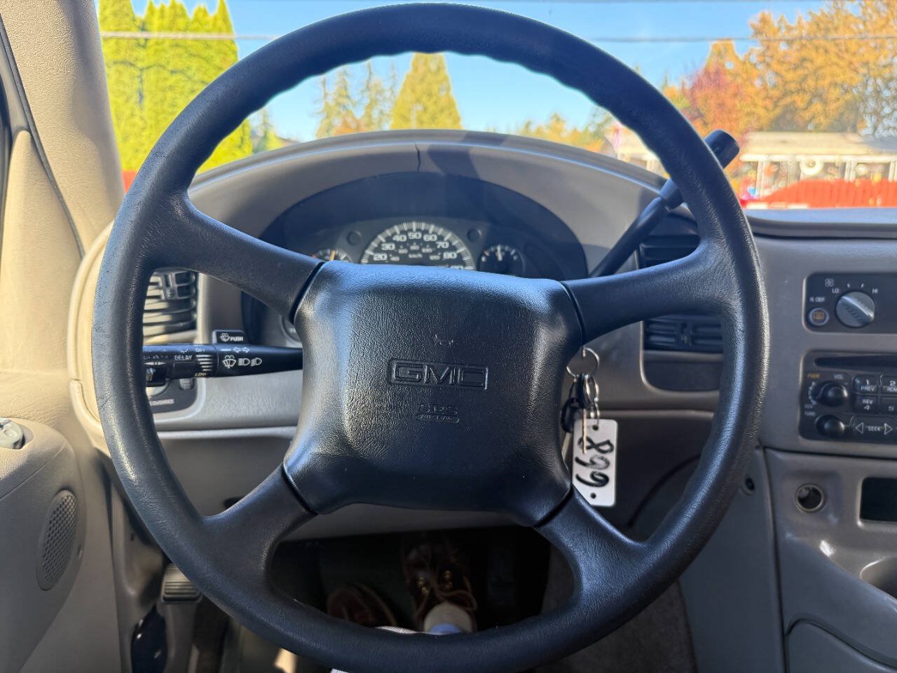 Used 2004 GMC Safari Passenger RWD image 21