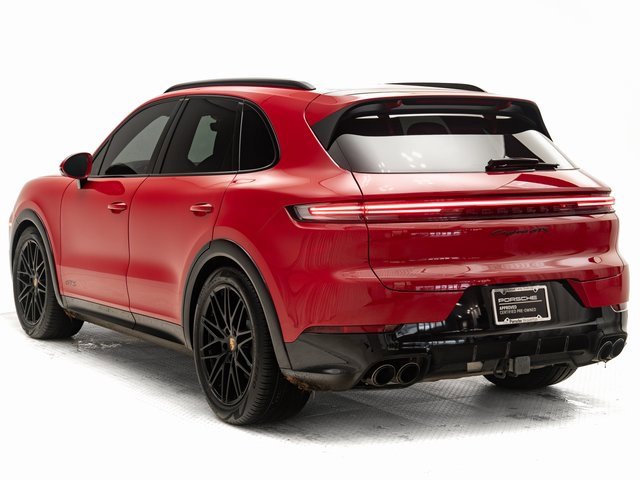 Used 2025 Porsche Cayenne GTS image 3