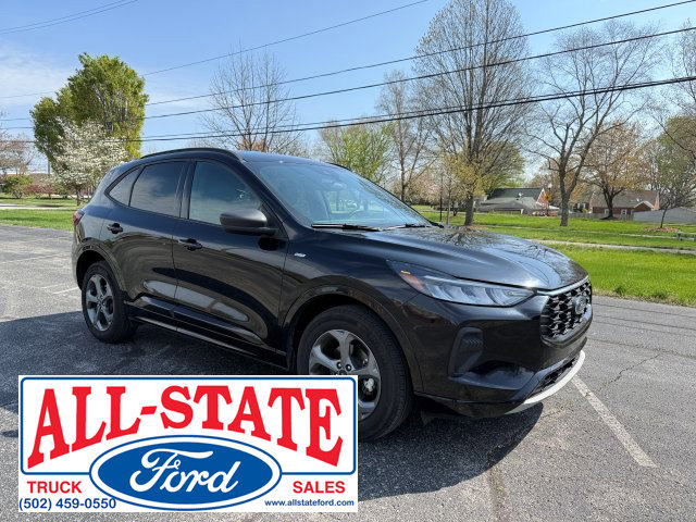 Used 2023 Ford Escape ST-Line image 2
