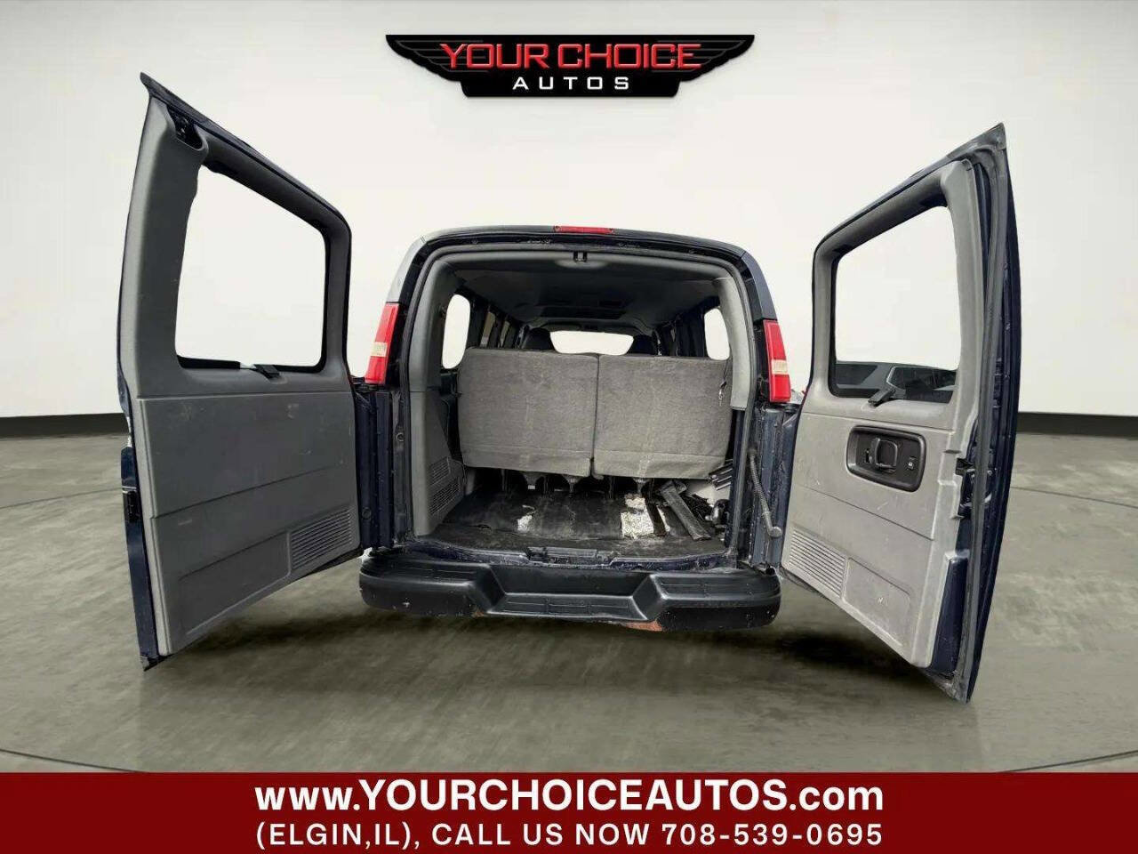Used 2010 GMC Savana 2500 LS w/ Power Package image 16