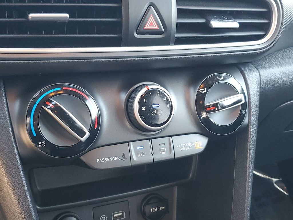 Used 2019 Hyundai Kona SEL image 26