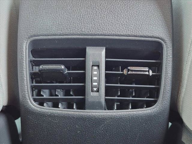 Used 2024 Toyota Corolla Cross LE FWD image 16