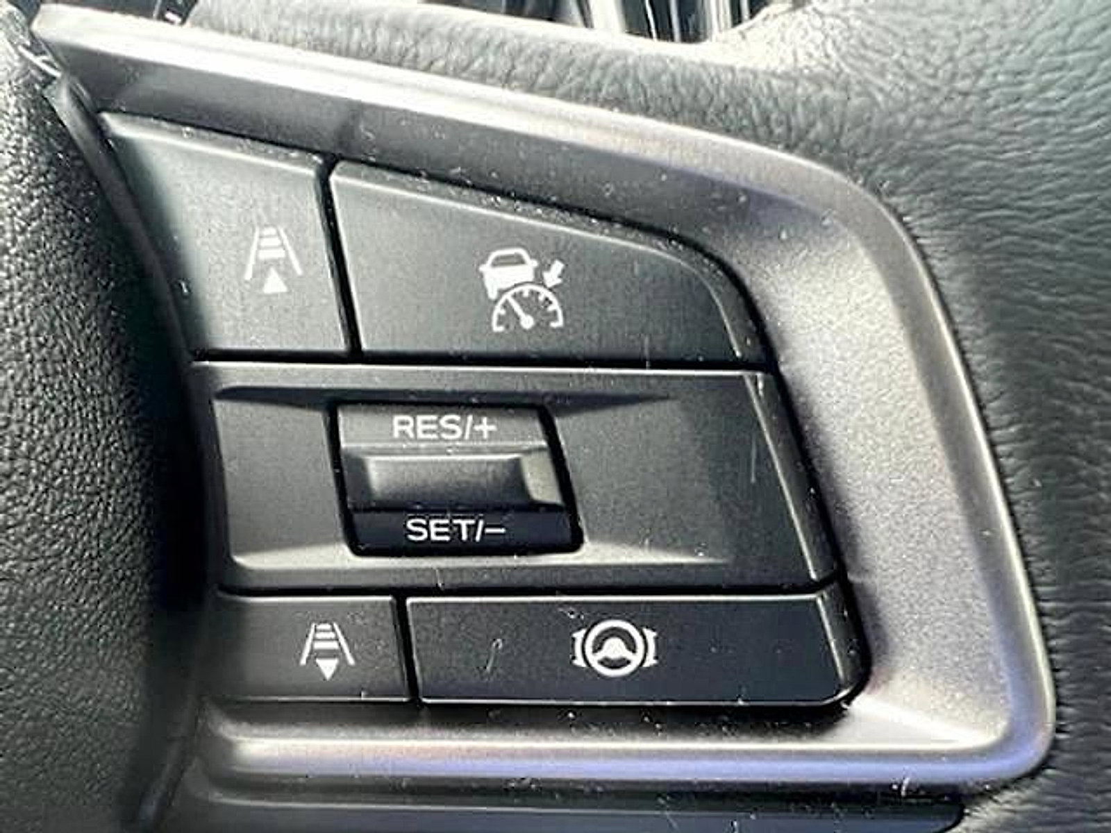 Certified 2025 Subaru Outback Premium AWD/4WD image 22