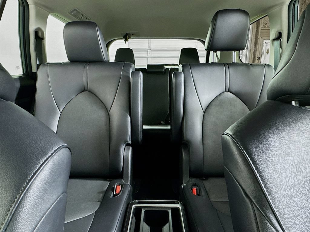 Used 2025 Toyota Grand Highlander FWD image 21