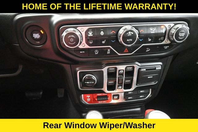 Used 2018 Jeep Wrangler Unlimited Rubicon w/ Cold Weather Group AWD/4WD image 33