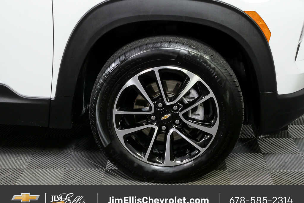 Certified 2025 Chevrolet TrailBlazer LT image 35