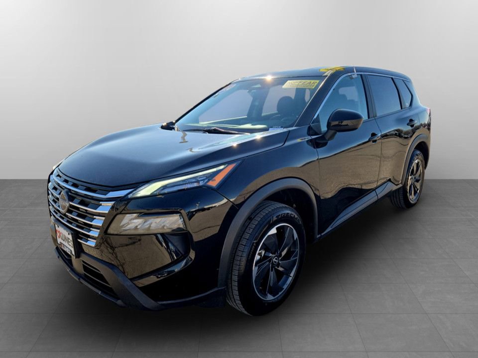 Used 2024 Nissan Rogue SV image 12