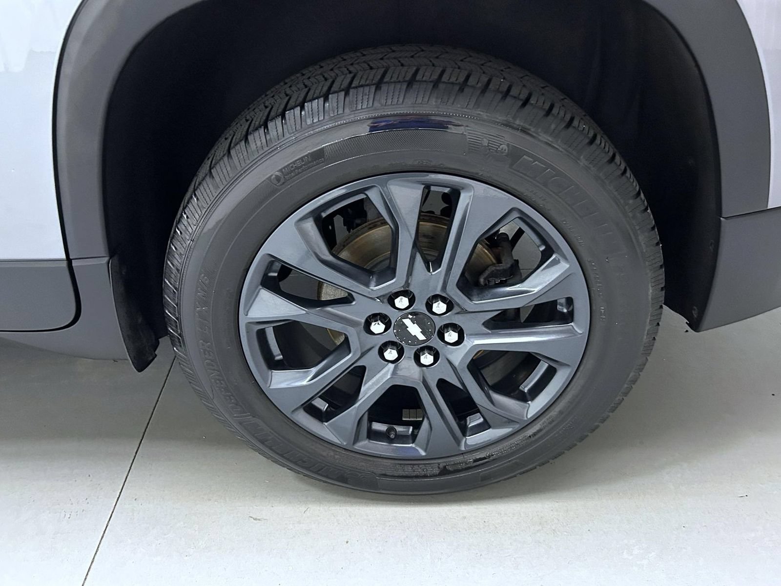 Used 2020 Chevrolet Traverse RS AWD/4WD image 23