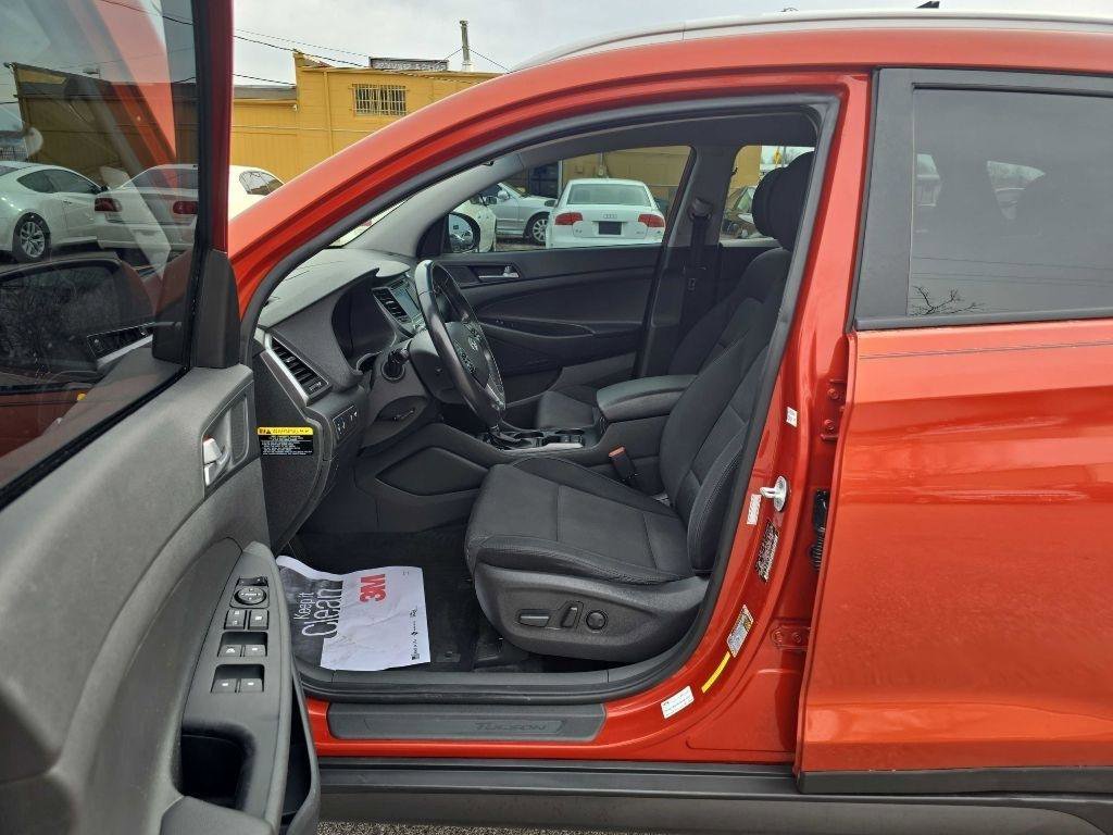 Used 2016 Hyundai Tucson Sport image 10