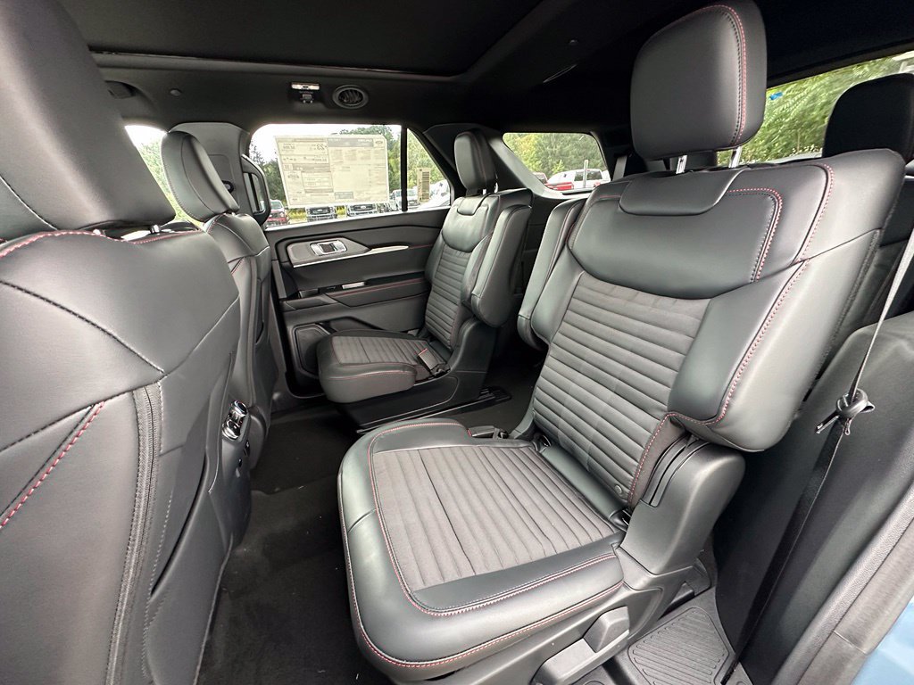 New 2027 Ford Explorer ST-Line w/ Premium Package AWD/4WD image 19