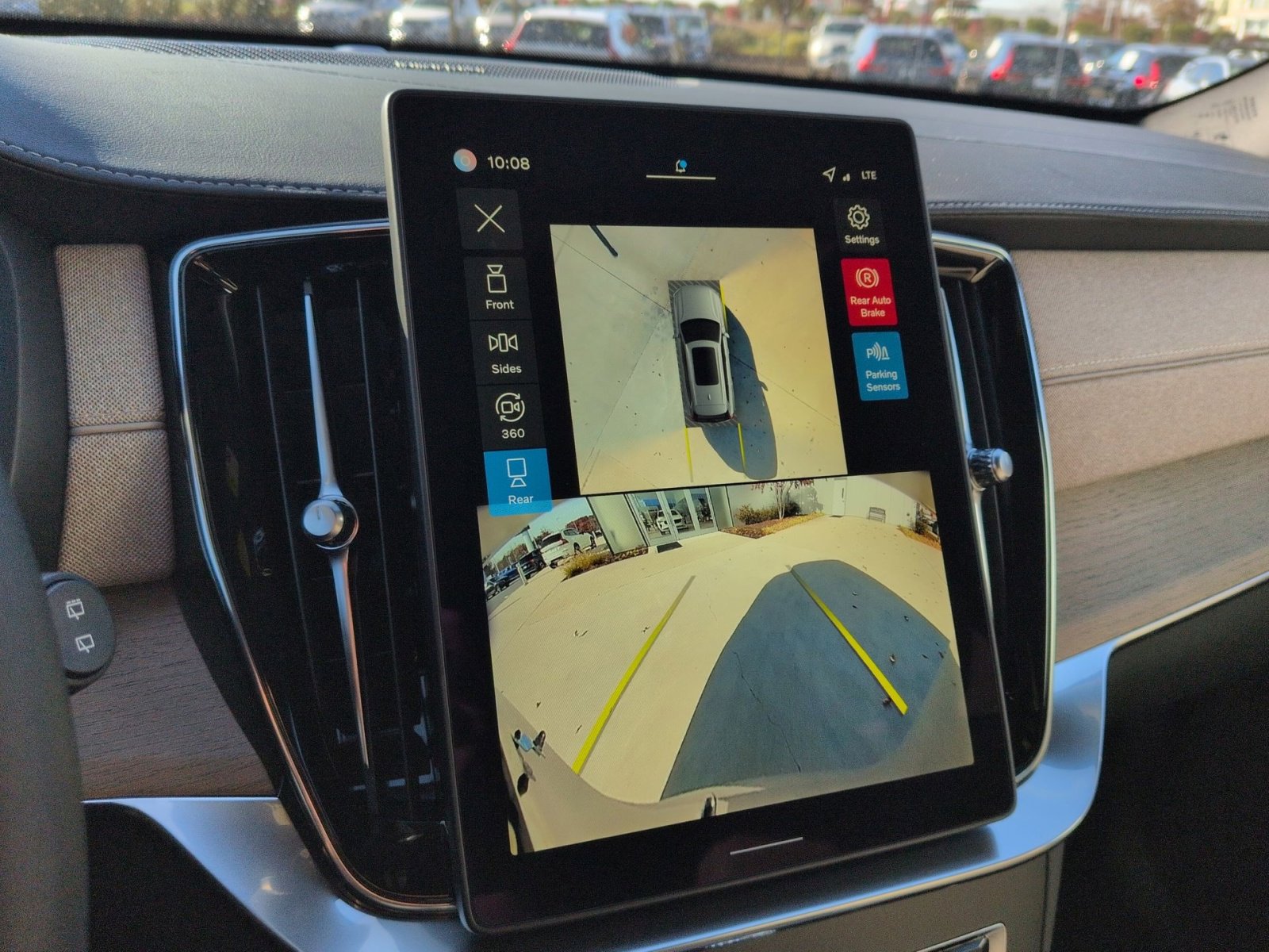 New 2026 Volvo XC90 B6 Ultra w/ Protection Package Premier image 19