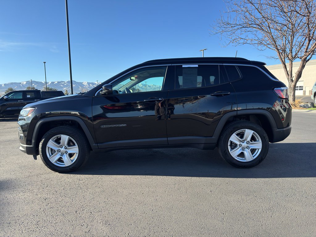 Used 2022 Jeep Compass Latitude w/ Convenience Group image 4