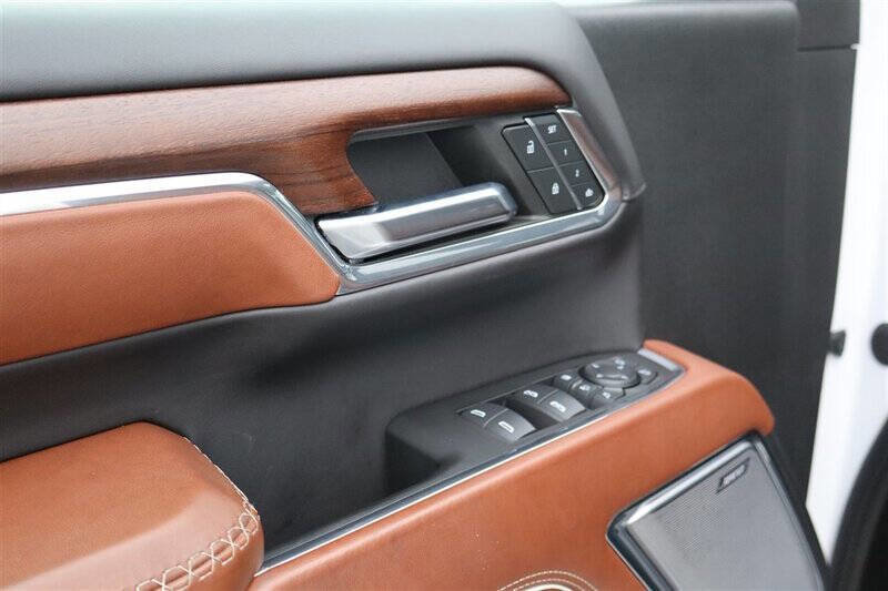 Used 2024 GMC Sierra 3500 Denali Ultimate image 15