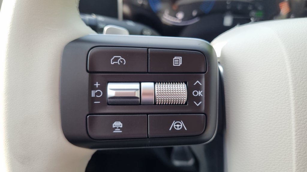 New 2026 Hyundai Santa Fe SE FWD image 36