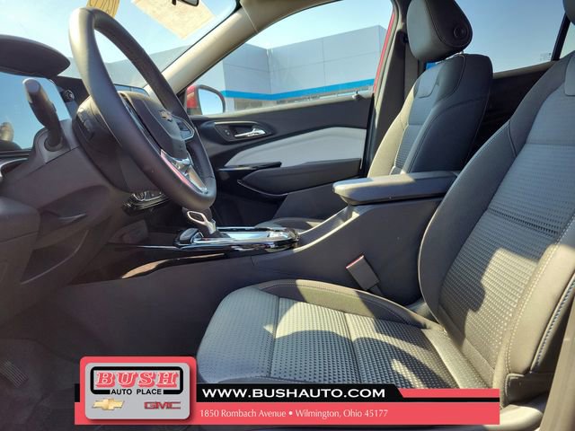New 2026 Chevrolet Trax LT w/ Driver Confidence Package image 15