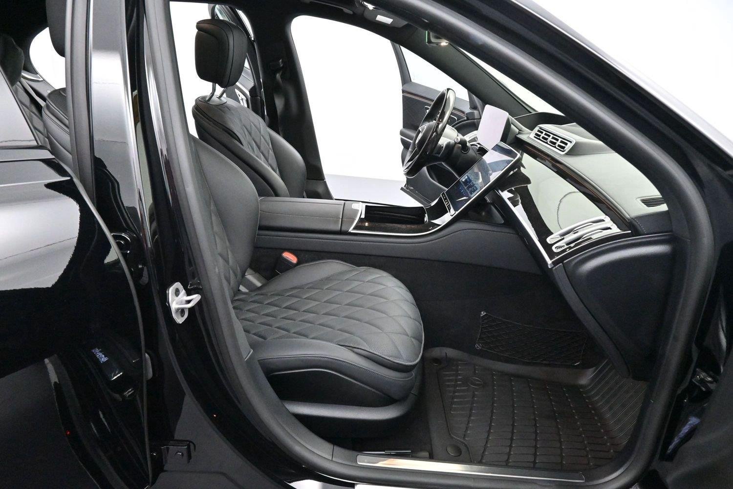 Used 2024 Mercedes-Benz S 580 4MATIC Sedan image 30