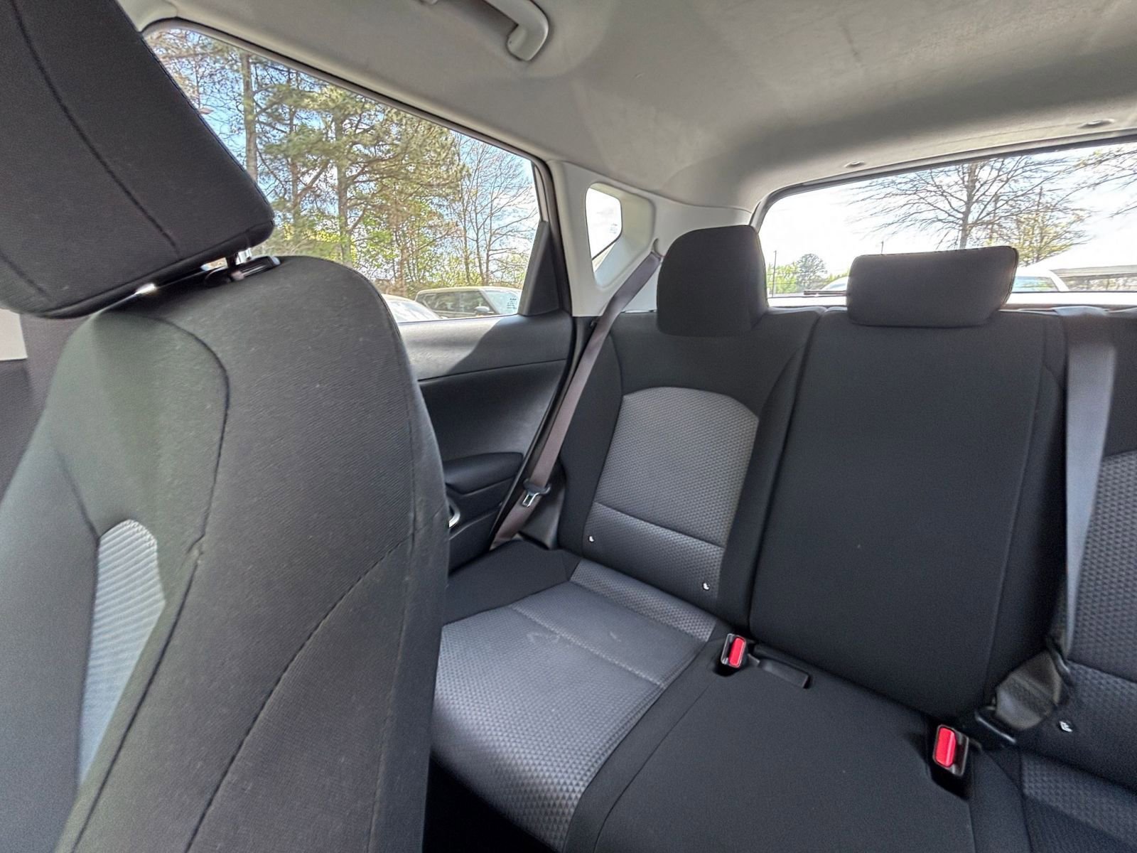 Used 2025 Kia Soul LX w/ LX Technology Package FWD image 39