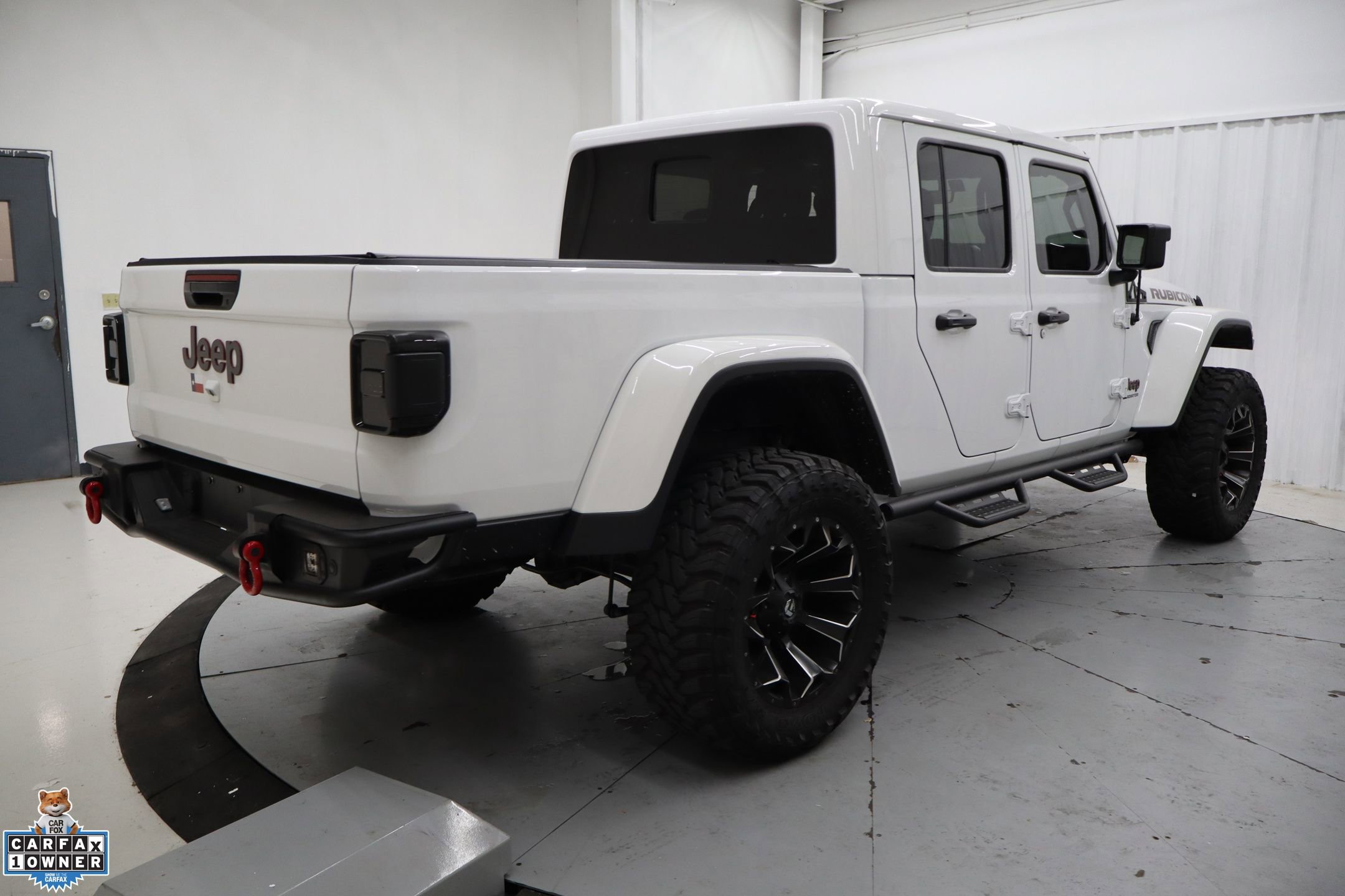 Used 2022 Jeep Gladiator Rubicon w/ Cold Weather Group image 2
