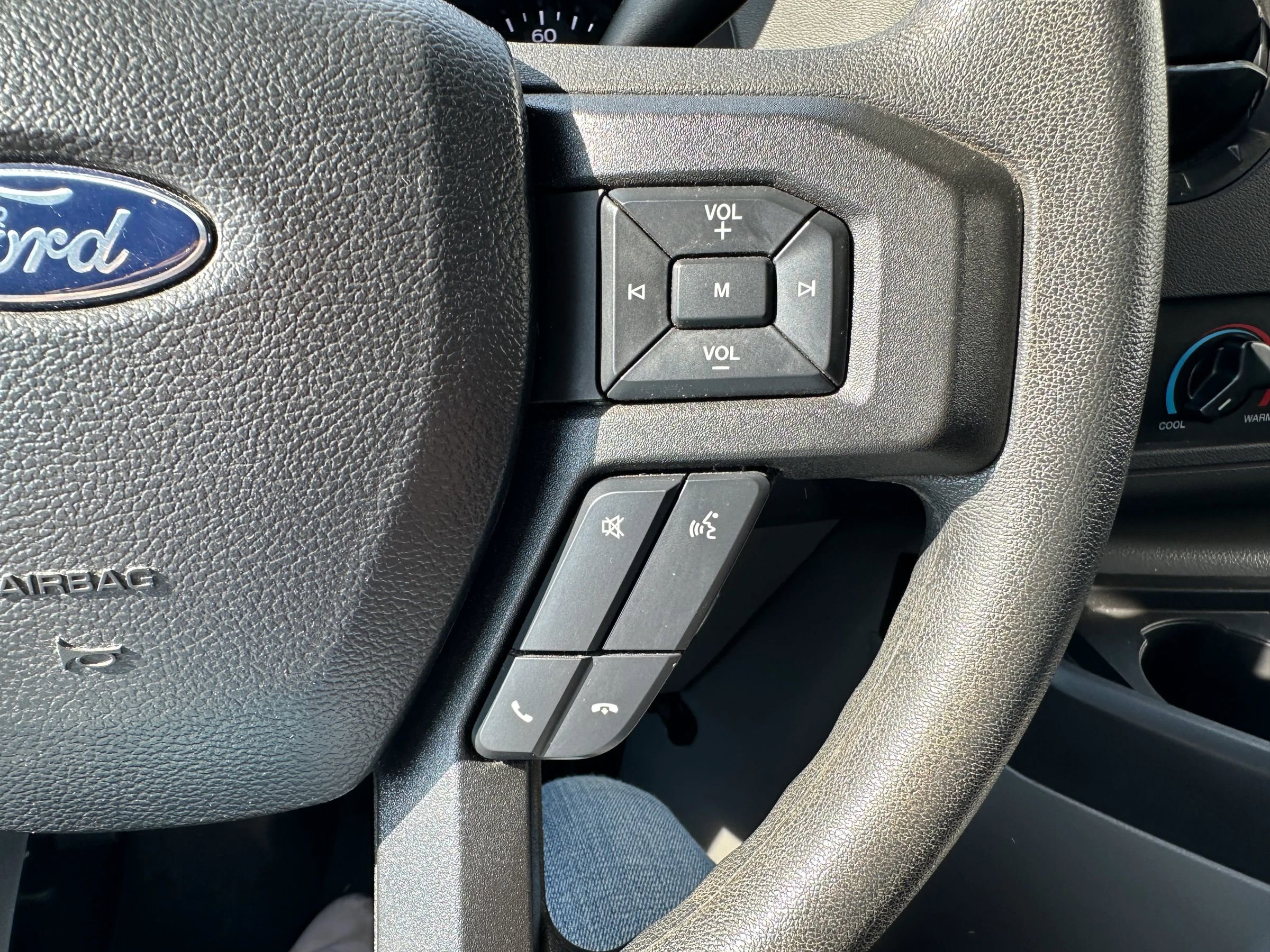 Used 2024 Ford E-450 and Econoline 450 Super Duty w/ Power Windows & Locks Group image 28