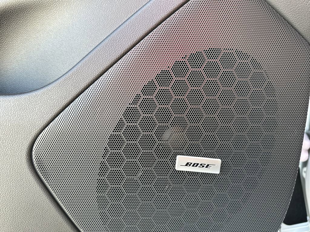 New 2026 Cadillac XT5 Premium Luxury w/ Driver Assist Package image 12