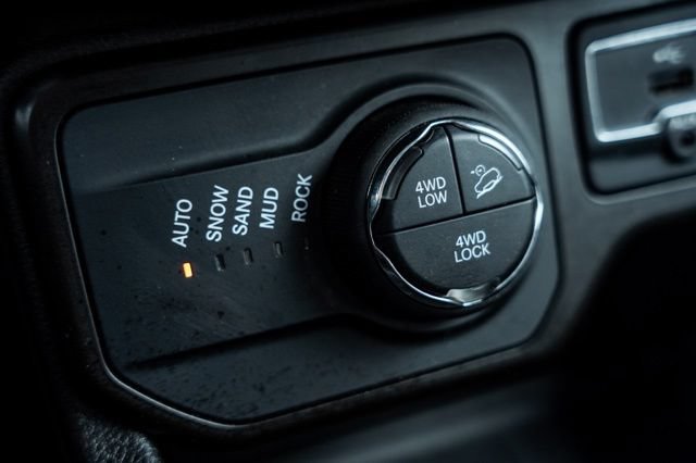 Used 2023 Jeep Renegade Trailhawk AWD/4WD image 23