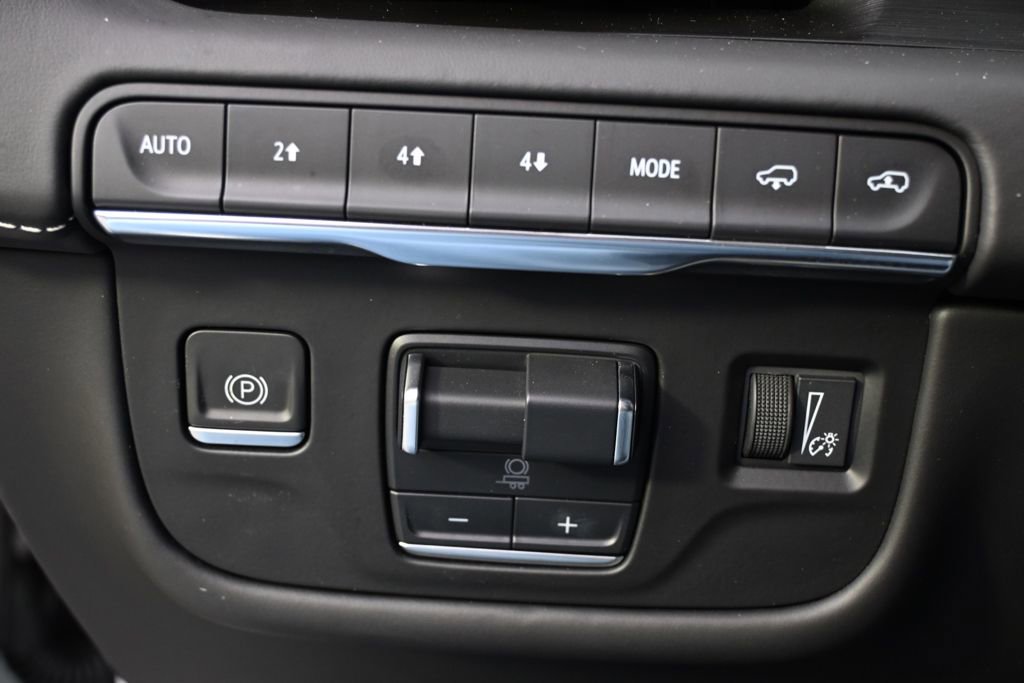 Certified 2024 Cadillac Escalade Sport Platinum w/ LPO, ONYX Package image 26